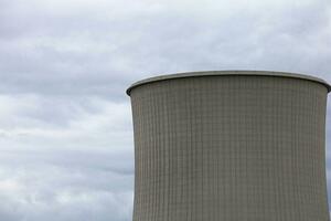 AKW-Betreiber widersprechen Habeck im Streit um Kernkraft-Aus